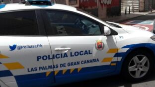 Coche de la polic&iacute;a local de Las Palmas de Gran Canaria