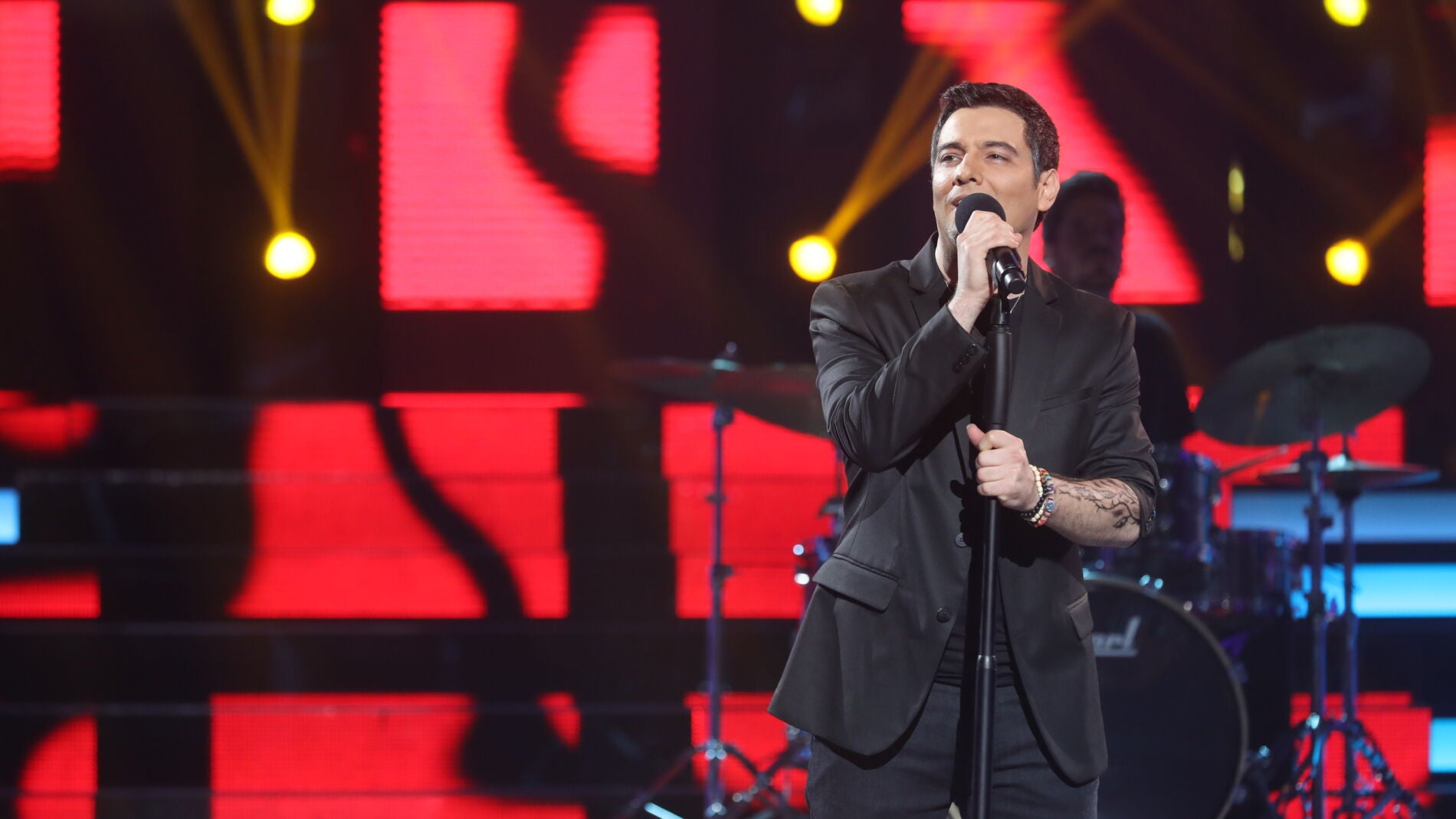 Fran Valenzuela enciende los versos como Alejandro Sanz con &lsquo;Cuando nadie me ve&rsquo;