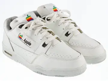 Zapatillas Apple subastadas Zapatillas Apple subastadas