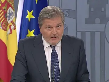 Frame 43.320598 de: El Gobierno recurrirá cualquier acto que pase "del anuncio a los hechos" en relación con el referéndum anunciado por Puigdemont Frame 43.320598 de: El Gobierno recurrirá cualquier acto que pase "del anuncio a los hechos" en relación con el referéndum anunciado por Puigdemont