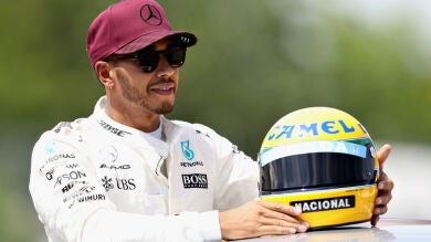 Hamilton, tras recibir el casco de Ayrton Senna: 