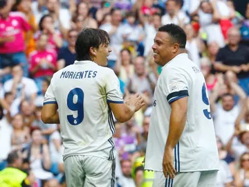Morientes, con Ronaldo Morientes, con Ronaldo