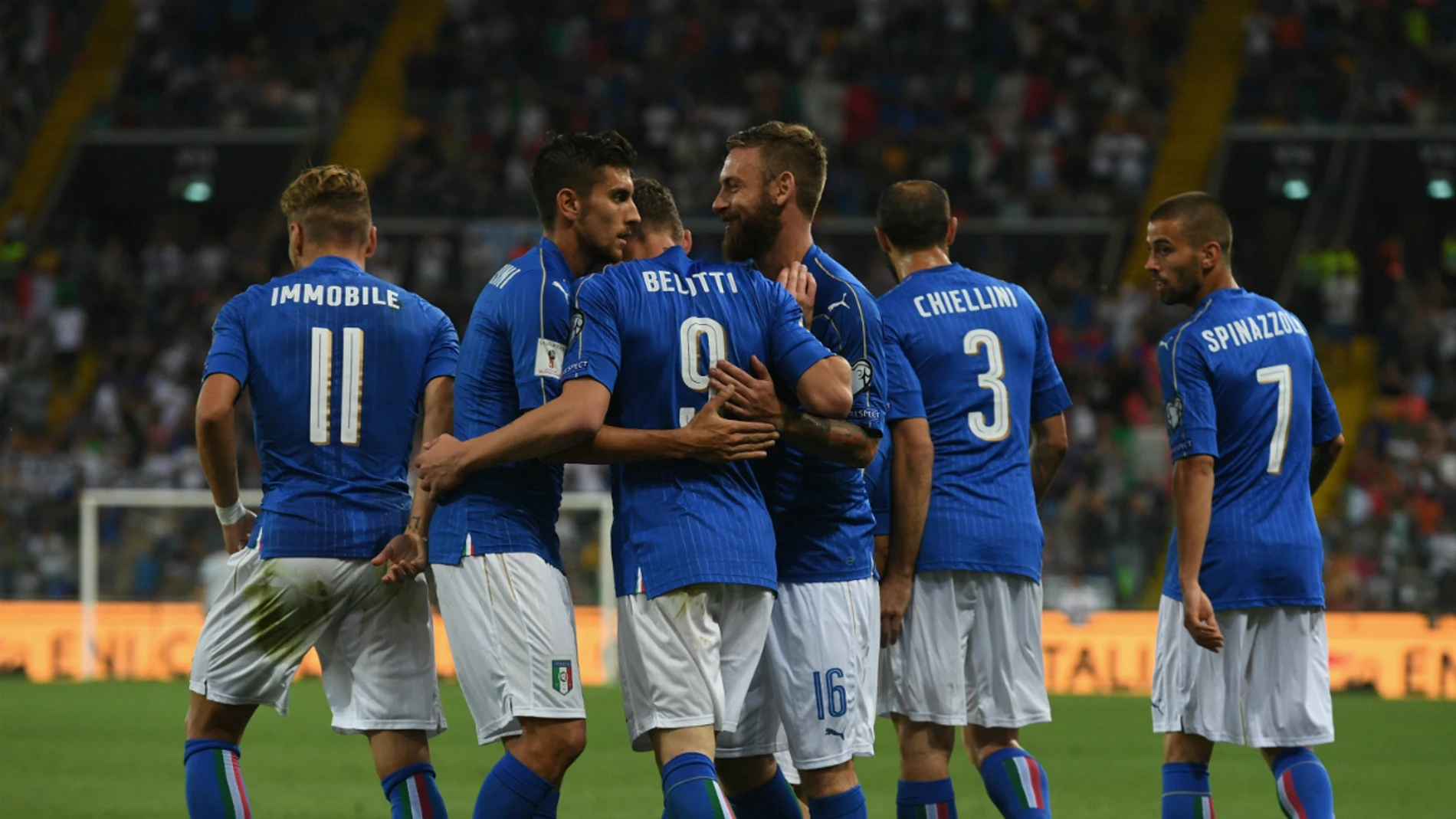 Italia celebra un gol Italia celebra un gol