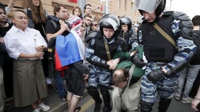 Más de 1.600 detenidos en Rusia en protestas contra la corrupción política: 