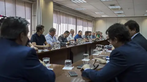 Los estibadores continúan la huelga al no lograr un acuerdo con la patronal Los estibadores continúan la huelga al no lograr un acuerdo con la patronal