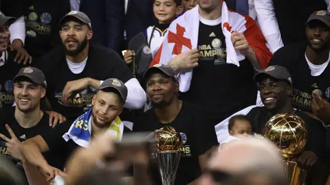 Los Warriors, campeones de la NBA Los Warriors, campeones de la NBA