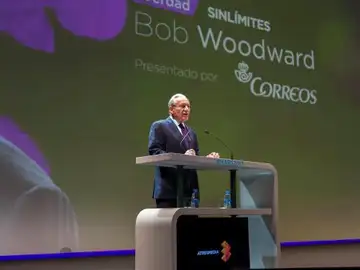 Bob Woodward, célebre periodista de investigación y una de las figuras periodísticas más reconocidas a nivel mundial Bob Woodward, célebre periodista de investigación y una de las figuras periodísticas más reconocidas a nivel mundial
