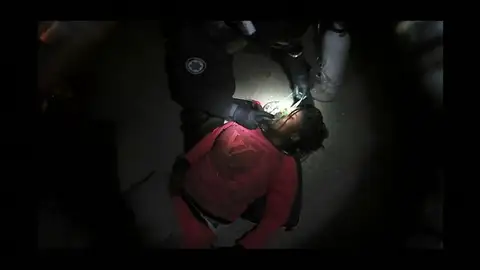 Rescate de 46 inmigrantes a bordo de un pequeño bote en el Mar Egeo Rescate de 46 inmigrantes a bordo de un pequeño bote en el Mar Egeo