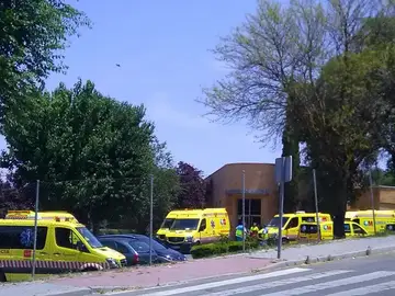 Atendidos leves unos 40 alumnos por golpe de calor en un instituto de Madrid Atendidos leves unos 40 alumnos por golpe de calor en un instituto de Madrid
