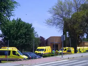 Atendidos leves unos 40 alumnos por golpe de calor en un instituto de Madrid Atendidos leves unos 40 alumnos por golpe de calor en un instituto de Madrid