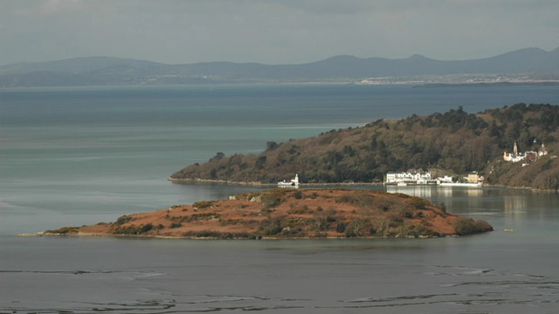 Ynys Gifftan, isla que se alquila por poco más de 550 euros al mes Ynys Gifftan, isla que se alquila por poco más de 550 euros al mes