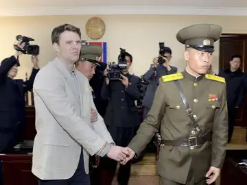 Otto Frederick Warmbier durante su juicio en Corea del Norte Otto Frederick Warmbier durante su juicio en Corea del Norte
