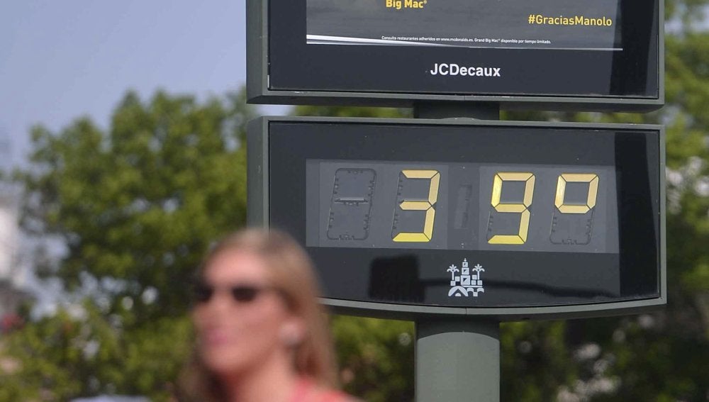 Un termómetro en la vía pública
