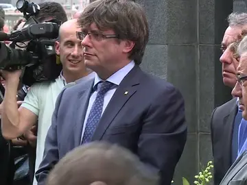 Críticas a Puigdemont por relacionar la resistencia contra ETA y el referéndum Críticas a Puigdemont por relacionar la resistencia contra ETA y el referéndum
