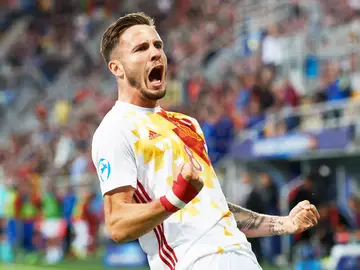 Saúl celebra su gol contra Portugal Saúl celebra su gol contra Portugal