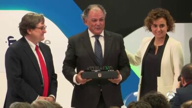 El diario 'La Razón' entrega los Premios 'A tu salud', que reconoce la labor de médicos e instituciones que trabajan en favor de la salud