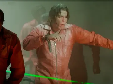 Un grupo de rehenes escapa tras una explosión Un grupo de rehenes escapa tras una explosión