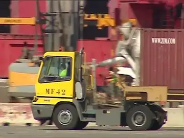 El Puerto de València recobra normalidad tras acuerdo con grandes navieras El Puerto de València recobra normalidad tras acuerdo con grandes navieras