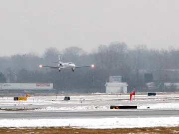 Aeropuerto Bishop International de Flint (Michigan, EEUU) Aeropuerto Bishop International de Flint (Michigan, EEUU)