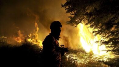 Los bomberos de Madrid regresan a España tras salvar dos pueblos en Portugal