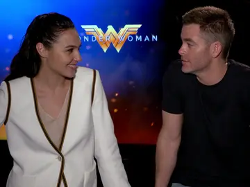Entrevista exclusiva con Gal Gadot y Chris Pine Entrevista exclusiva con Gal Gadot y Chris Pine