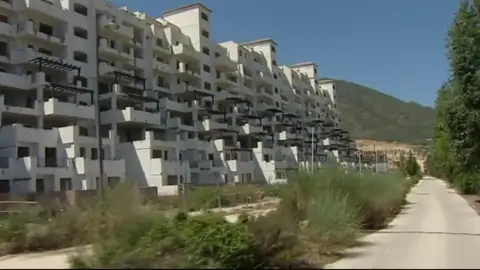 Piden que exalcalde de Atarfe en Granada sea juzgado por urbanización ilegal Piden que exalcalde de Atarfe en Granada sea juzgado por urbanización ilegal