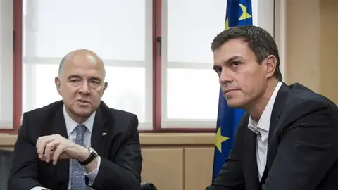 Pedro Sánchez y Pierre Moscovici Pedro Sánchez y Pierre Moscovici
