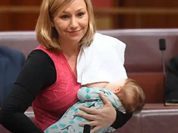 La senadora australiana Larissa Waters La senadora australiana Larissa Waters
