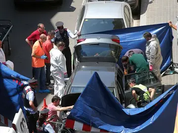 Los Mossos investigan la aparición de un cadáver en un maletero Los Mossos investigan la aparición de un cadáver en un maletero