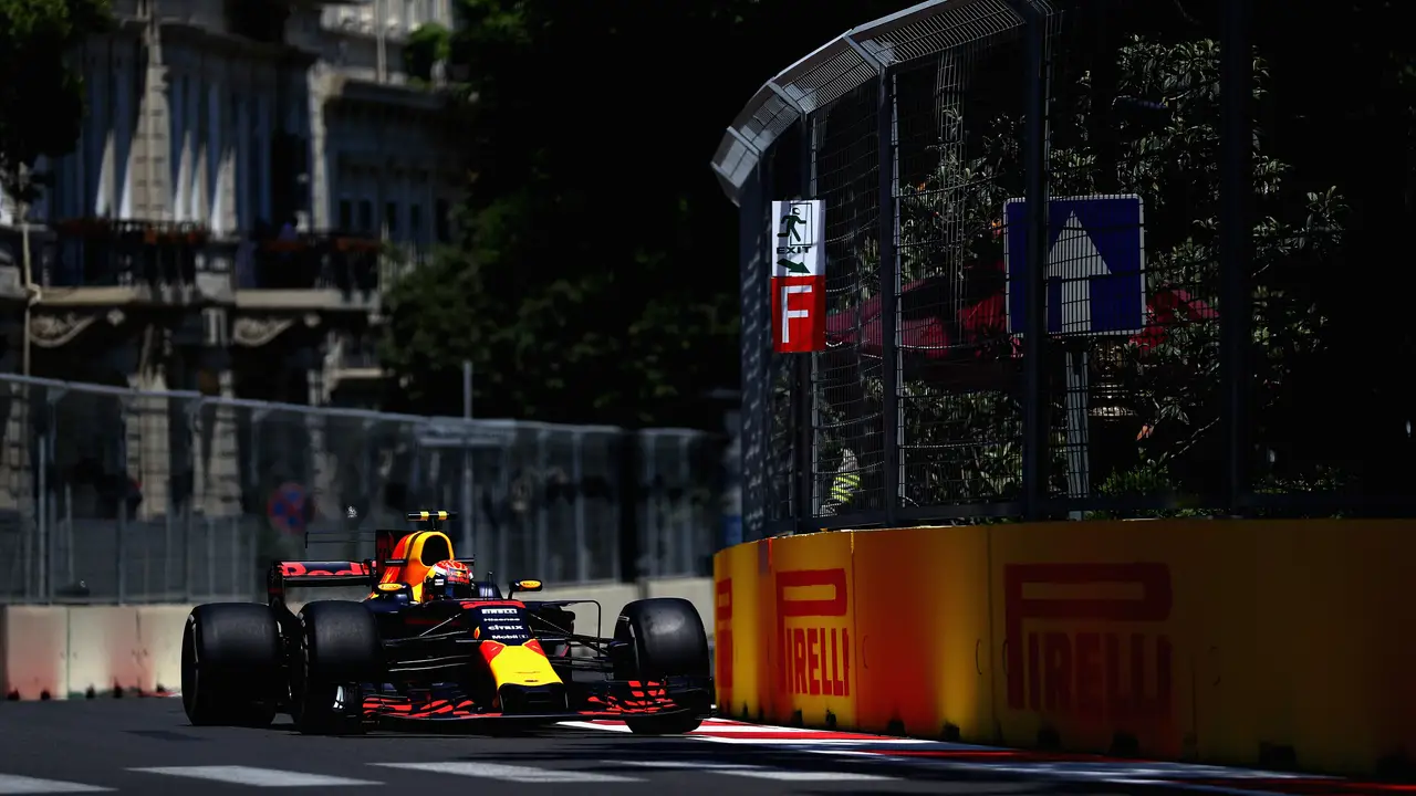 Max Verstappen, en el trazado de Bakú