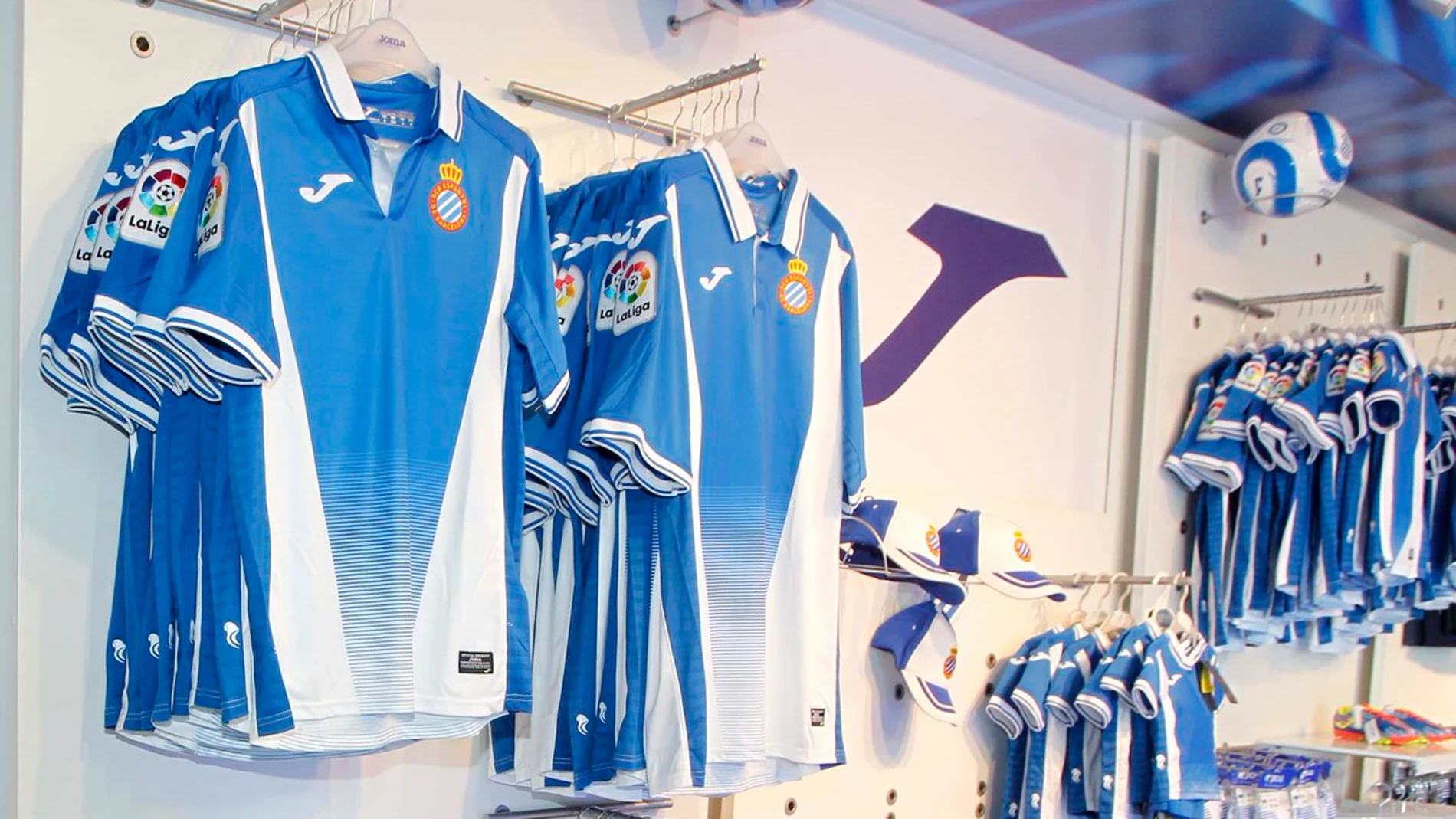 Las nuevas camisetas del Espanyol Las nuevas camisetas del Espanyol