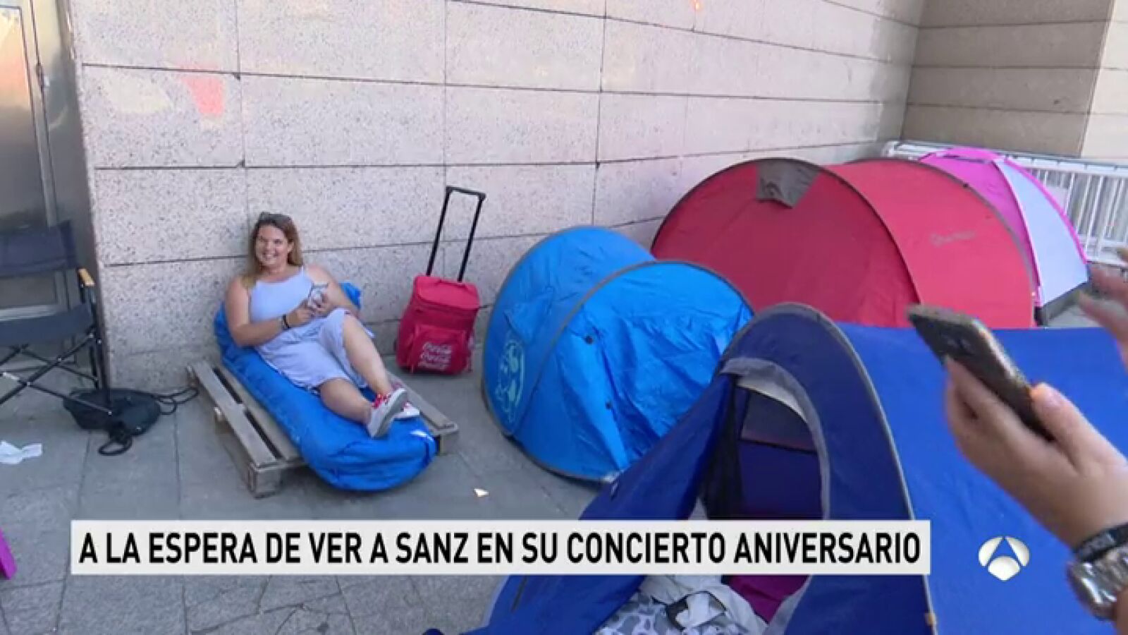 Colas a las puertas del Vicente Calderón para el concierto de Alejandro Sanz