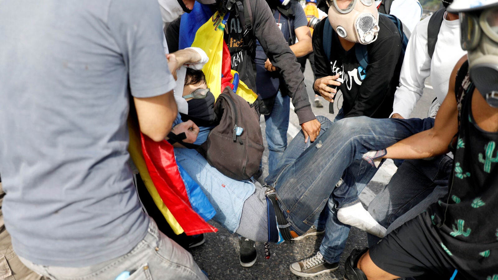 El padre del joven asesinado por un policía en Caracas, a Maduro: 