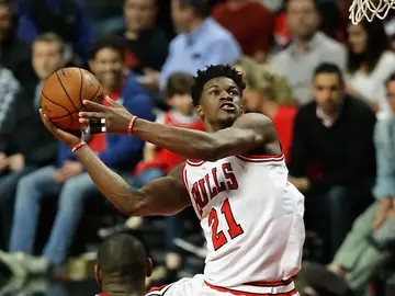 Jimmy Butler, en un partido con los Bulls Jimmy Butler, en un partido con los Bulls