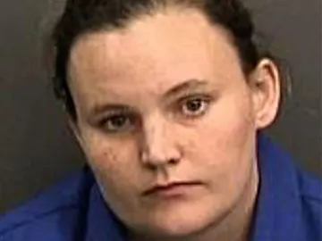 Arrestada por tener sexo con un menor Arrestada por tener sexo con un menor