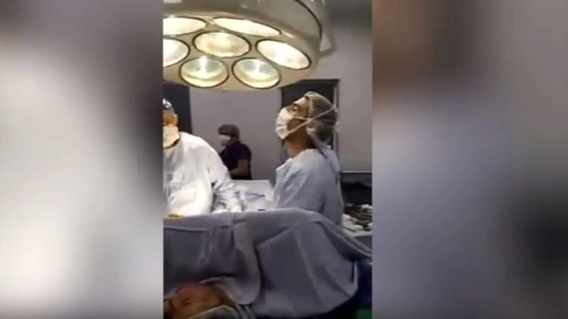 Médicos de un hospital viendo el Chile - Portugal Médicos de un hospital viendo el Chile - Portugal