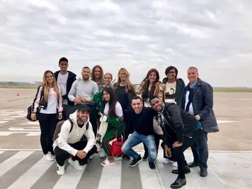 Los amigos de Messi a su llegada a Rosario Los amigos de Messi a su llegada a Rosario