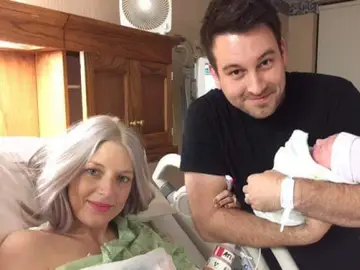 Muere una superviviente de un trasplante de corazón horas después de dar a luz Muere una superviviente de un trasplante de corazón horas después de dar a luz