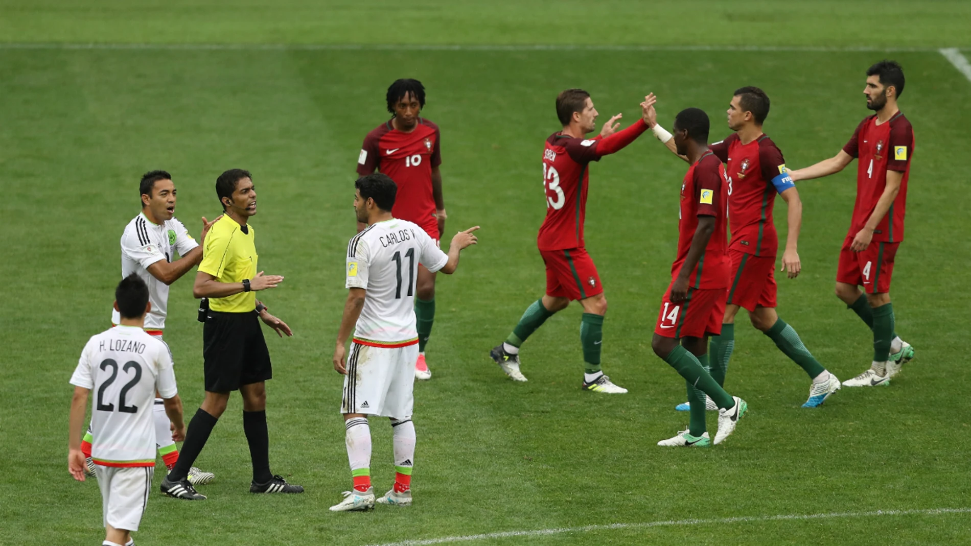 Portugal celebra el triunfo ante México Portugal celebra el triunfo ante México
