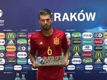 El Betis niega negociaciones con el Madrid por Ceballos y desvela que hay interés del Barça El Betis niega negociaciones con el Madrid por Ceballos y desvela que hay interés del Barça