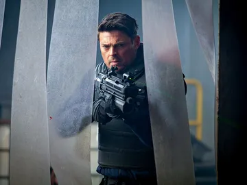 Detective John Kennex durante una de las misiones Detective John Kennex durante una de las misiones