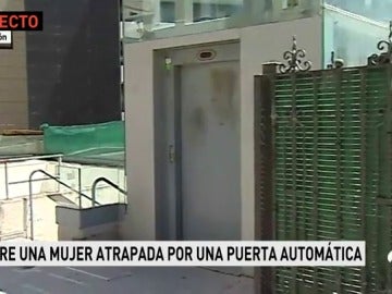 Muere una mujer al quedar atrapada por la puerta del aparcamiento del Hospital Provincial de Castellón