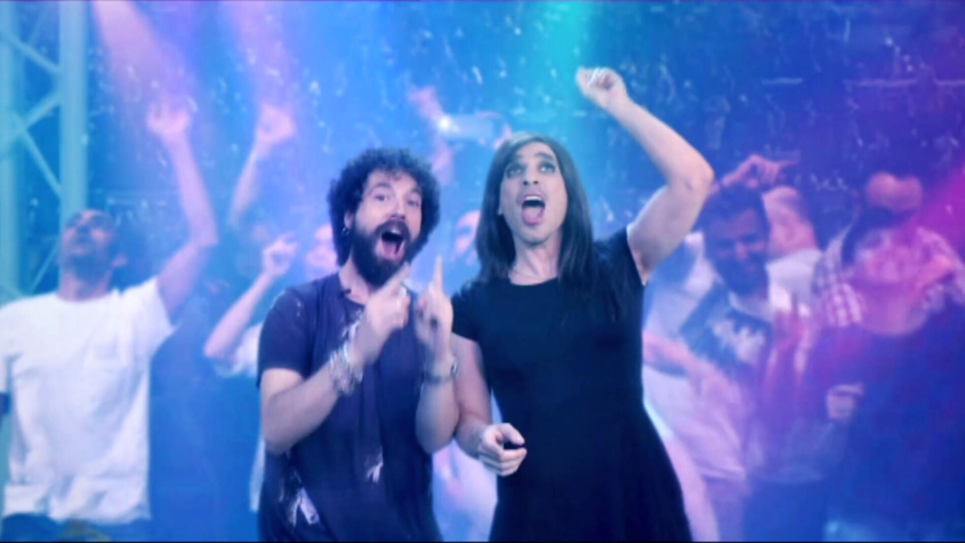 Juan y Damiana te muestran c&oacute;mo sobrevivir los conciertos sin romper con tu pareja