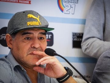 Maradona, en un acto en Nápoles