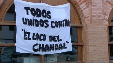 Prisión provisional sin fianza para el 'loco del chándal' tras intentar matar a sus dos hermanas