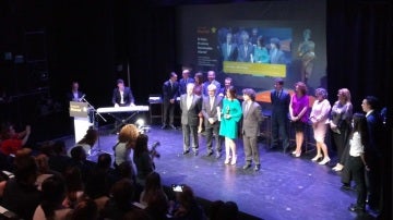 Antena 3 Noticias recibe el premio Alares 2017