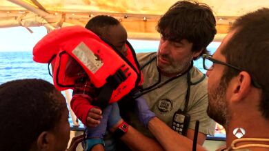 Jordi Villacampa, de estrella del baloncesto a rescatar inmigrantes: 