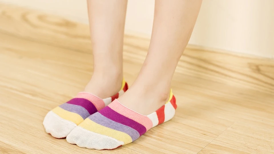 Dormir con calcetines húmedos es beneficioso para la salud
