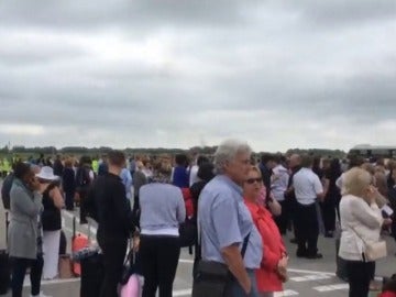 Evacuado el aeropuerto de Manchester por precaución