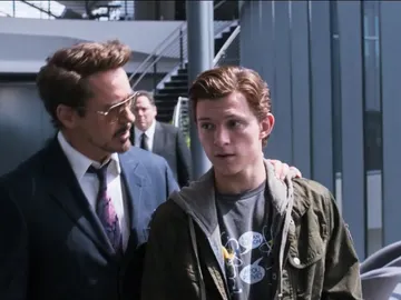 Robert Downey Jr. y Tom Holland Robert Downey Jr. y Tom Holland